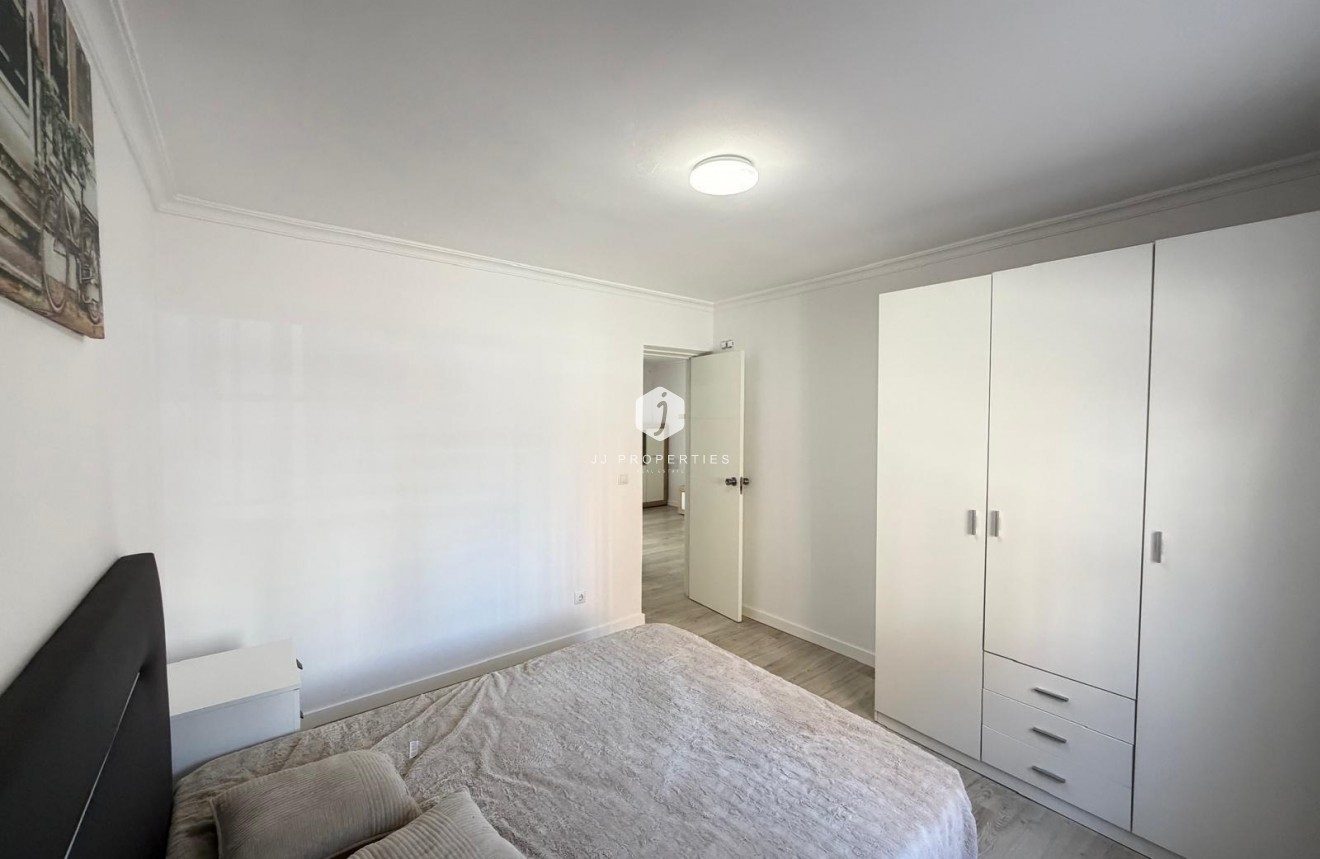 Aus zweiter Hand - Wohnung -
Torrevieja - Centro