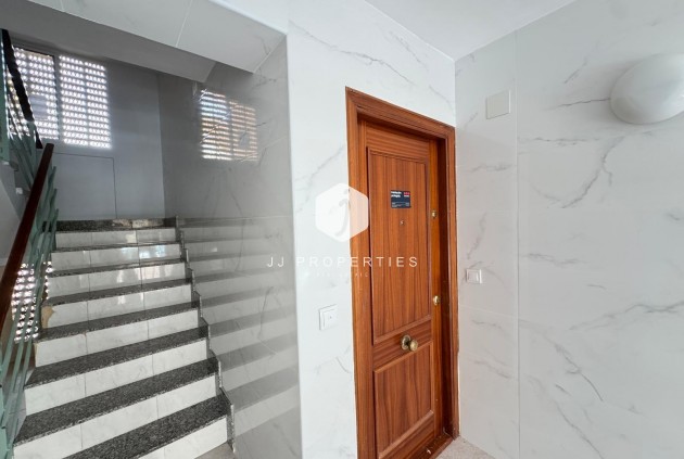 Aus zweiter Hand - Wohnung -
Torrevieja - Centro
