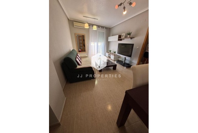Segunda mano - Apartamento / piso -
Torrevieja - Centro