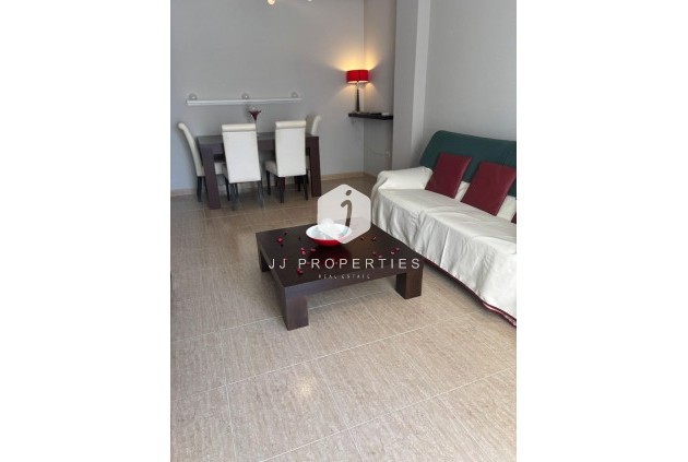 Segunda mano - Apartamento / piso -
Torrevieja - Centro