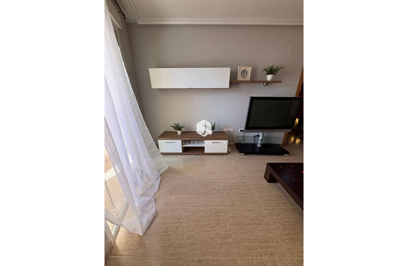 Segunda mano - Apartamento / piso -
Torrevieja - Centro
