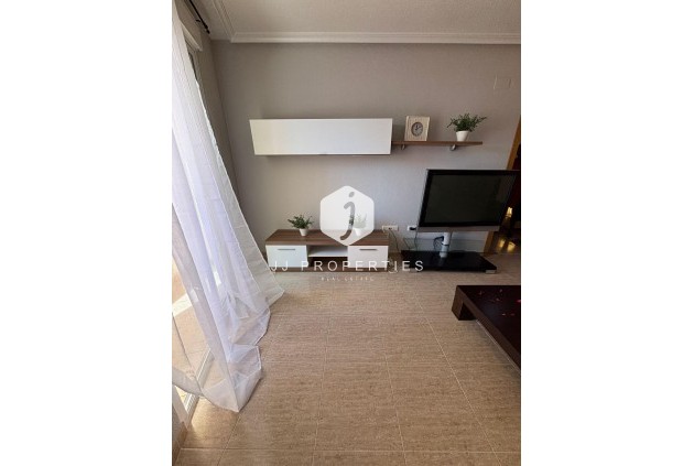 Segunda mano - Apartamento / piso -
Torrevieja - Centro