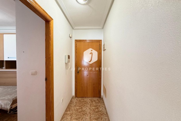 Aus zweiter Hand - Wohnung -
Torrevieja - Playa del Cura
