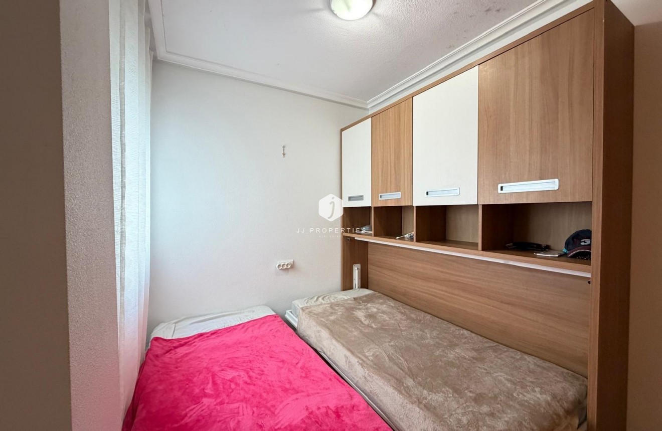 Aus zweiter Hand - Wohnung -
Torrevieja - Playa del Cura