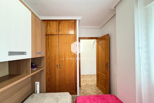 Aus zweiter Hand - Wohnung -
Torrevieja - Playa del Cura