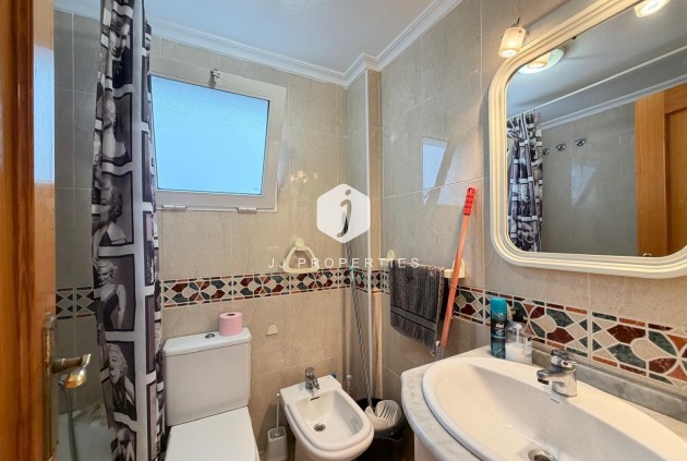 Aus zweiter Hand - Wohnung -
Torrevieja - Playa del Cura