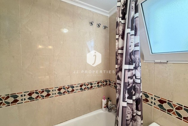 Aus zweiter Hand - Wohnung -
Torrevieja - Playa del Cura
