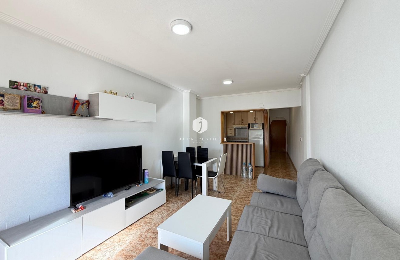 Aus zweiter Hand - Wohnung -
Torrevieja - Playa del Cura