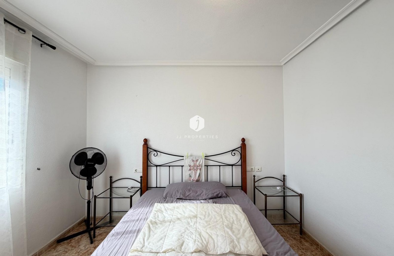Aus zweiter Hand - Wohnung -
Torrevieja - Playa del Cura