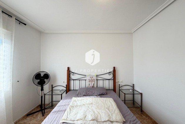 Aus zweiter Hand - Wohnung -
Torrevieja - Playa del Cura