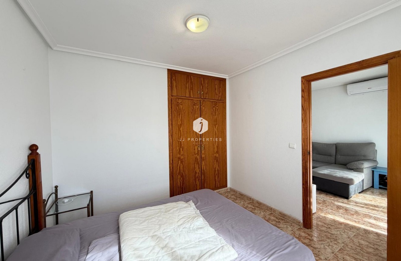 Aus zweiter Hand - Wohnung -
Torrevieja - Playa del Cura