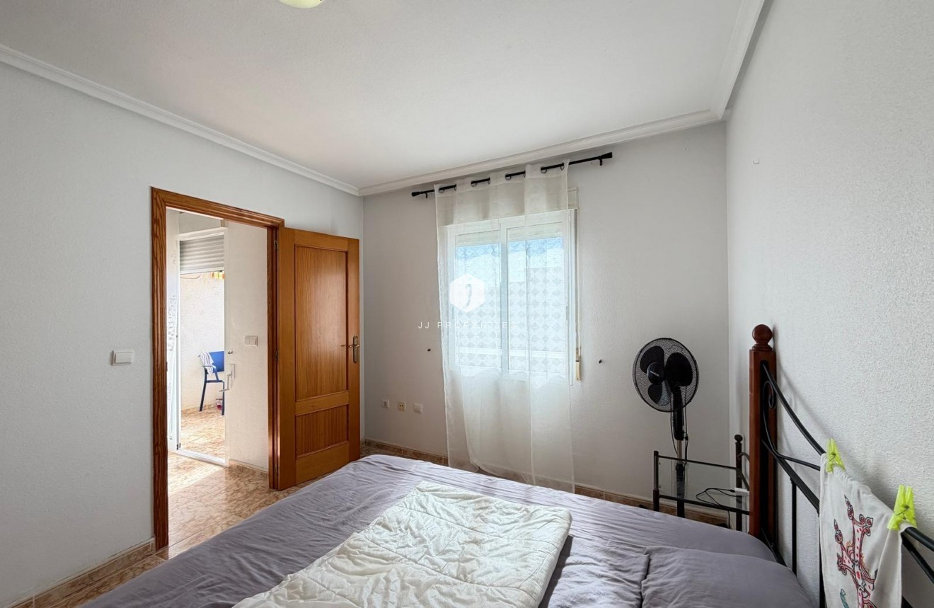 Aus zweiter Hand - Wohnung -
Torrevieja - Playa del Cura