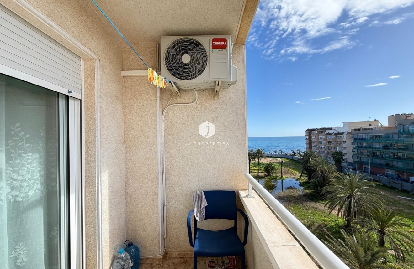 Aus zweiter Hand - Wohnung -
Torrevieja - Playa del Cura