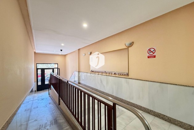 Aus zweiter Hand - Wohnung -
Torrevieja - Playa del Cura