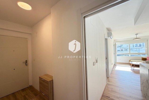 Aus zweiter Hand - Wohnung -
Orihuela Costa - Altos De Campoamor