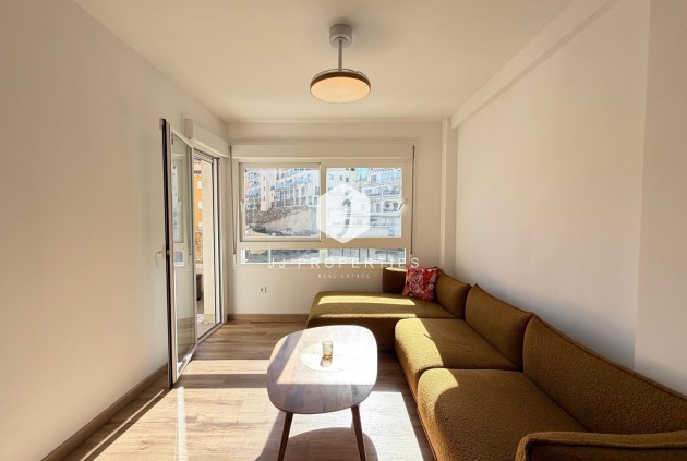 Aus zweiter Hand - Wohnung -
Orihuela Costa - Altos De Campoamor