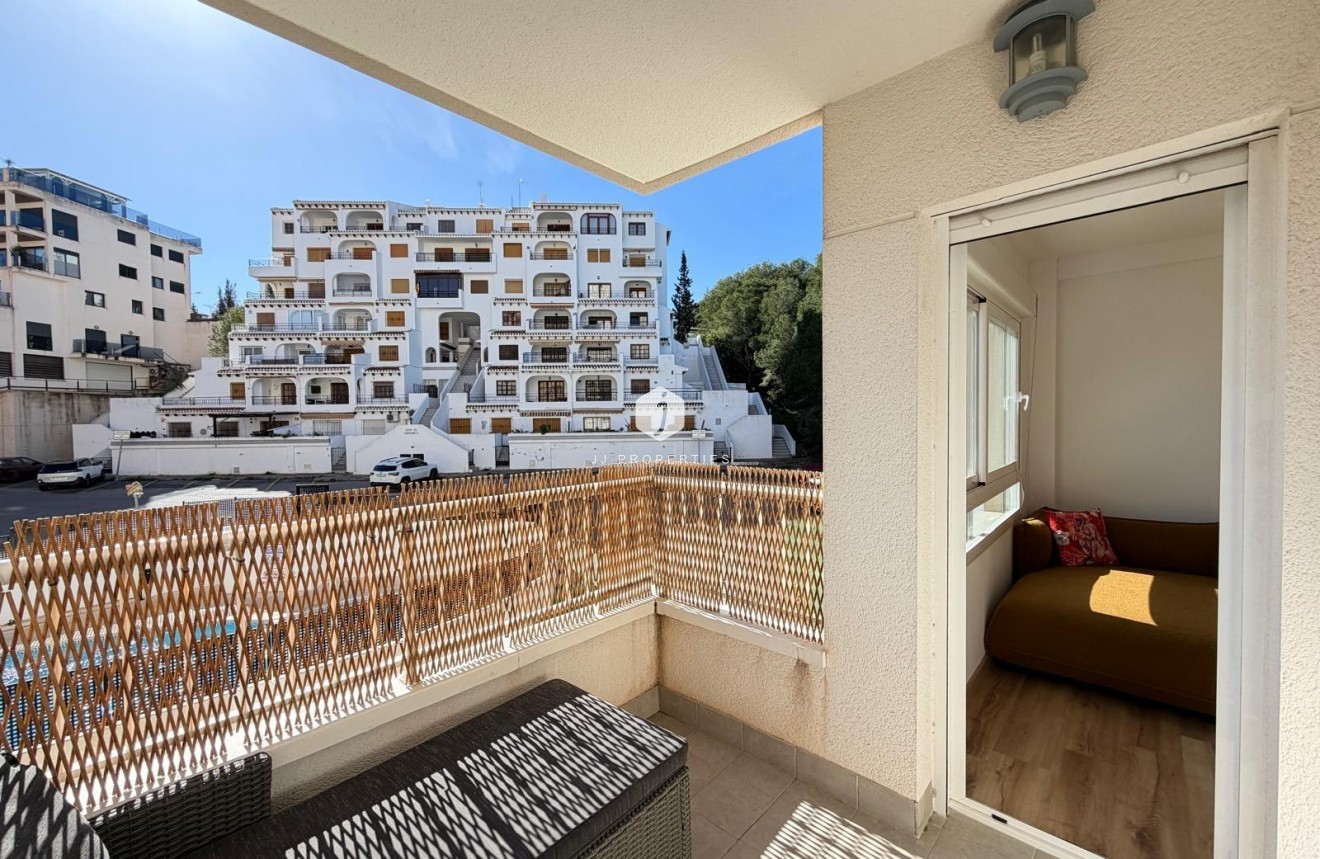 Aus zweiter Hand - Wohnung -
Orihuela Costa - Altos De Campoamor
