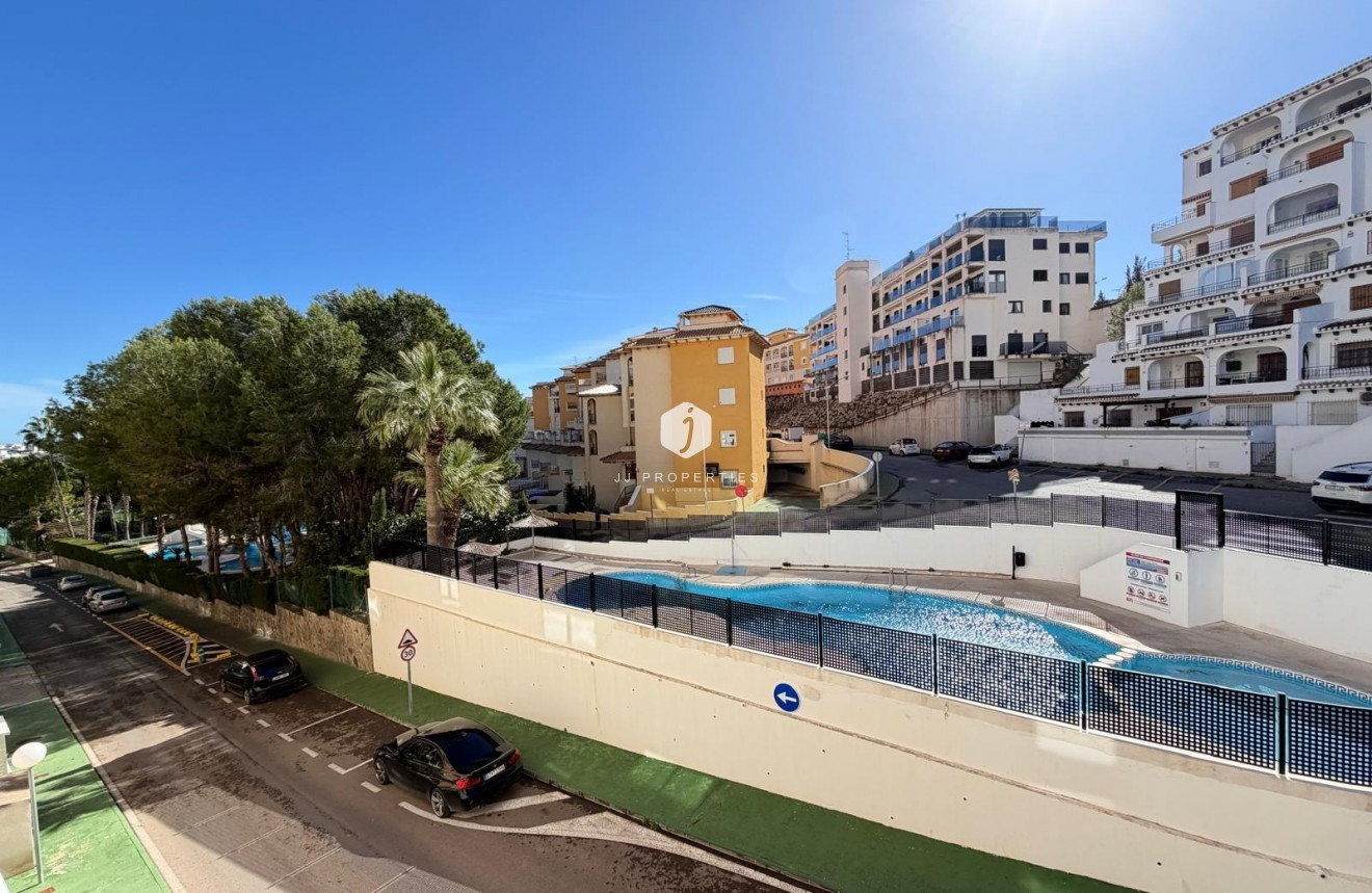 Aus zweiter Hand - Wohnung -
Orihuela Costa - Altos De Campoamor