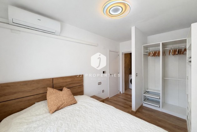Aus zweiter Hand - Wohnung -
Orihuela Costa - Altos De Campoamor