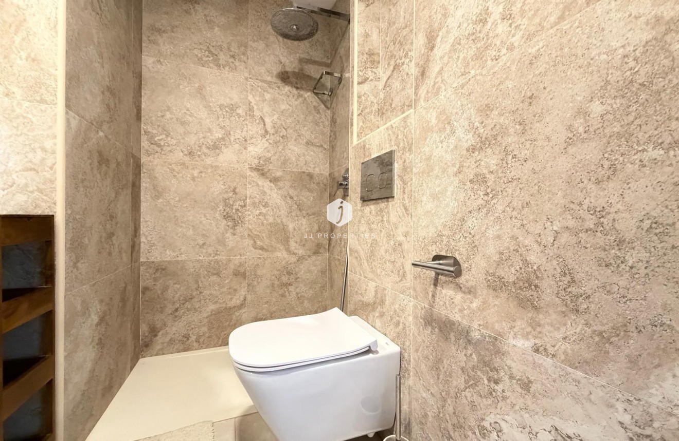 Aus zweiter Hand - Wohnung -
Orihuela Costa - Altos De Campoamor