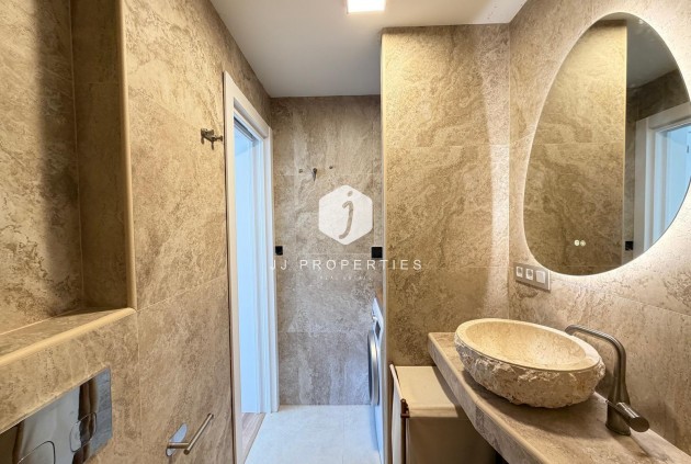 Aus zweiter Hand - Wohnung -
Orihuela Costa - Altos De Campoamor