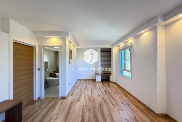 Aus zweiter Hand - Wohnung -
Orihuela Costa - Altos De Campoamor