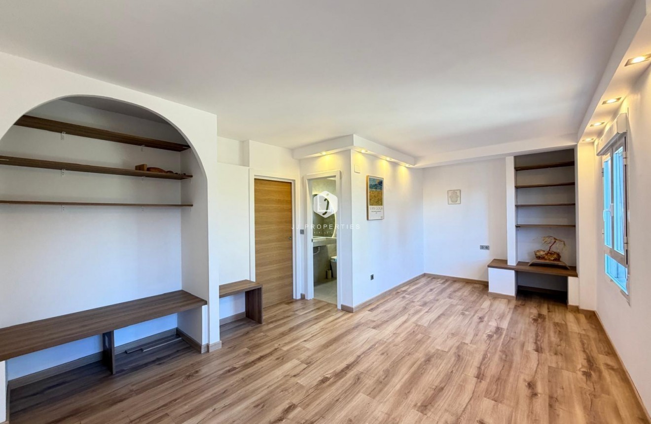 Aus zweiter Hand - Wohnung -
Orihuela Costa - Altos De Campoamor