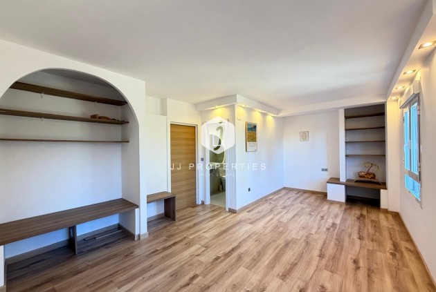 Aus zweiter Hand - Wohnung -
Orihuela Costa - Altos De Campoamor