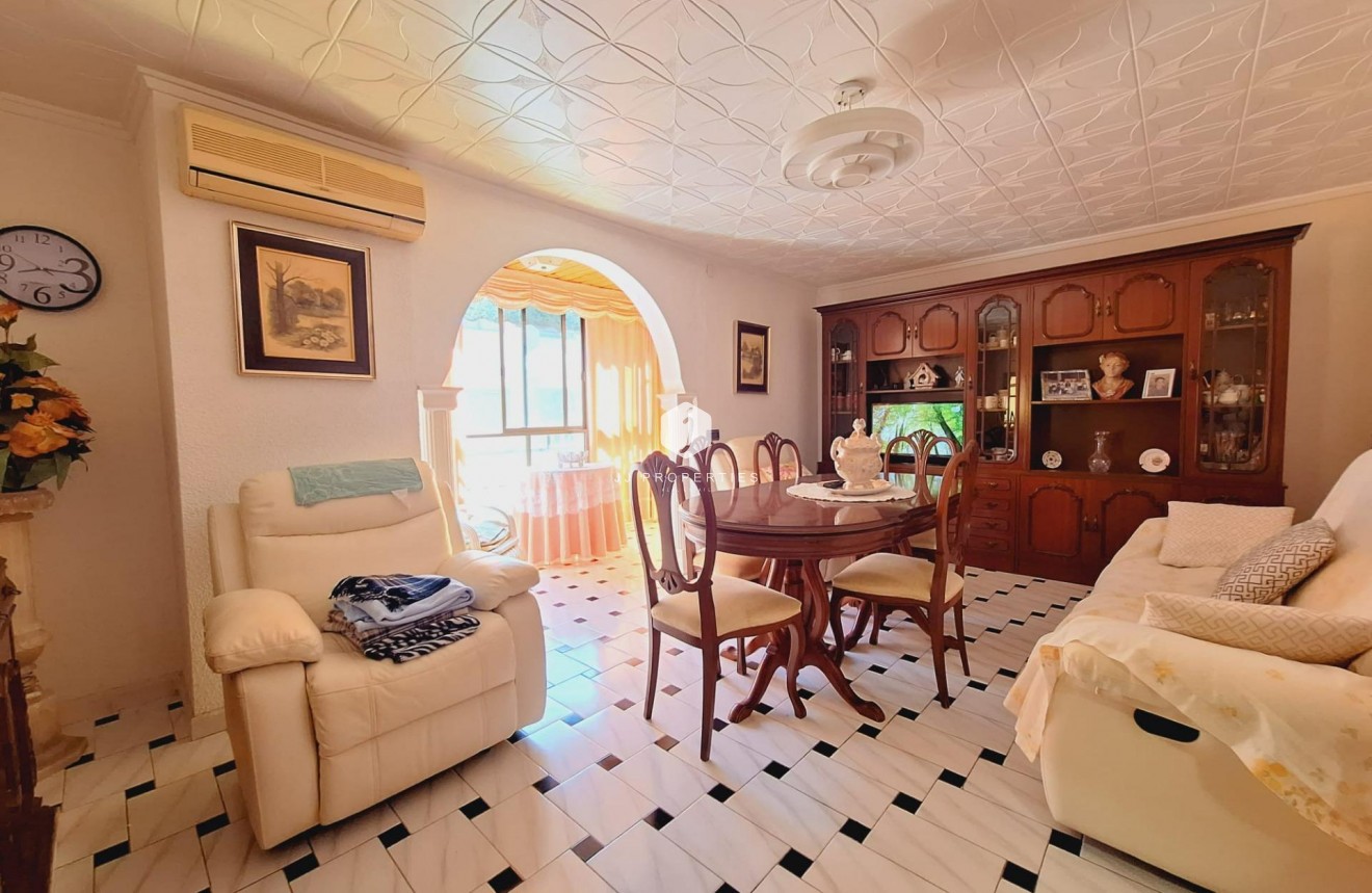 D'occasion - Appartement -
Torrevieja - Acequion