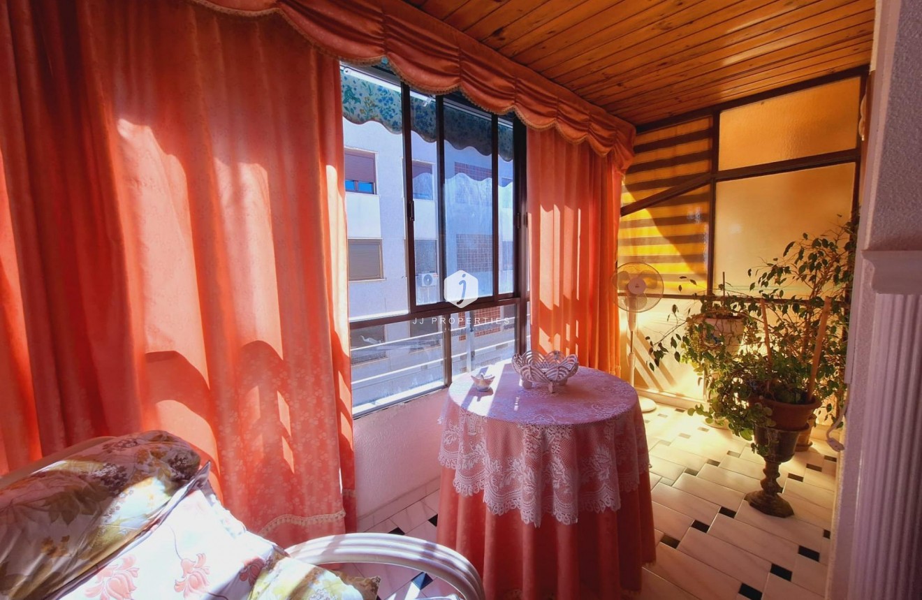 D'occasion - Appartement -
Torrevieja - Acequion