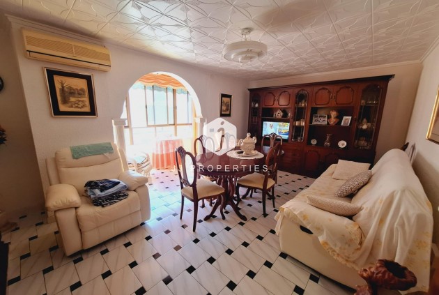 D'occasion - Appartement -
Torrevieja - Acequion