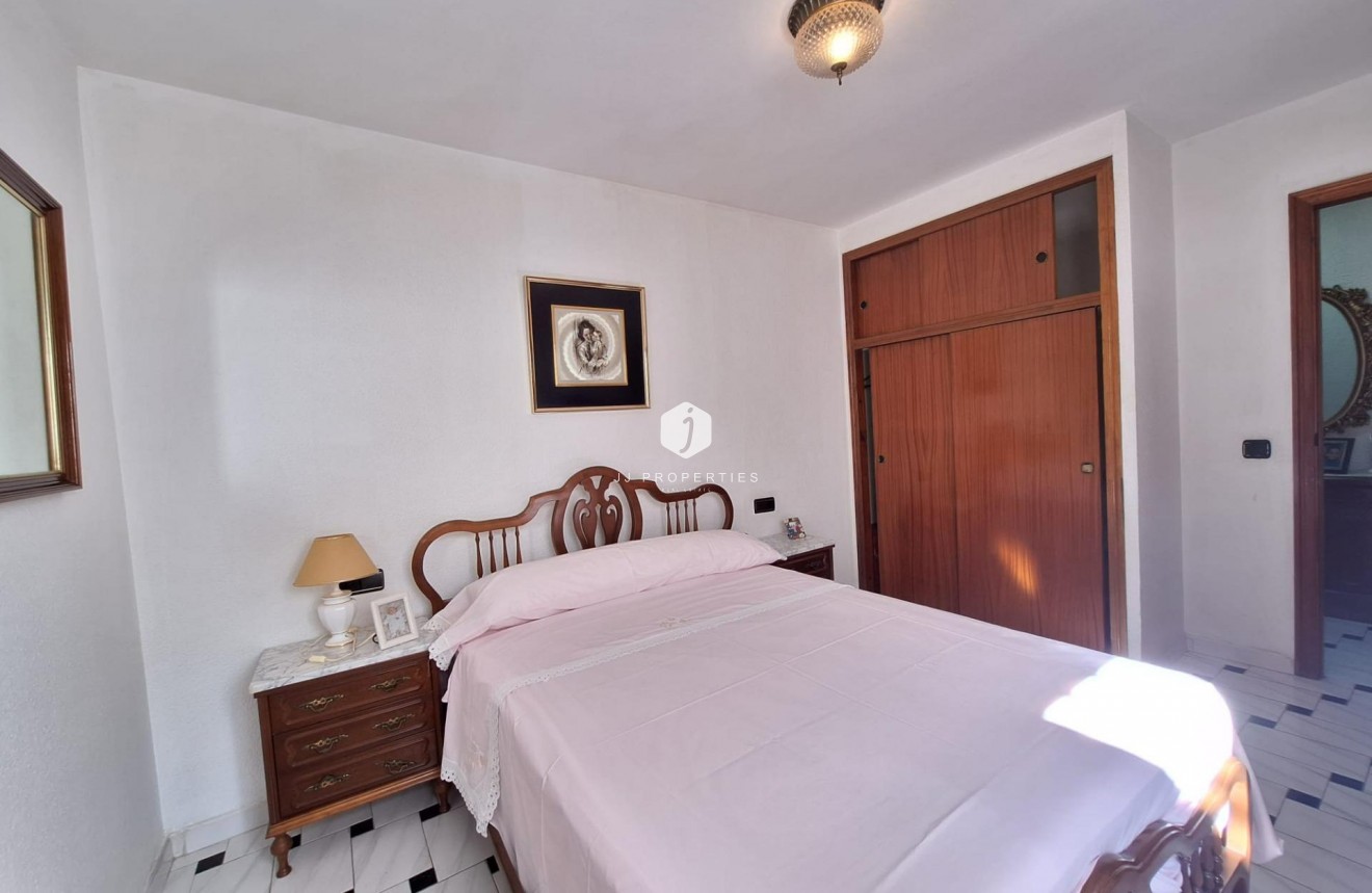D'occasion - Appartement -
Torrevieja - Acequion