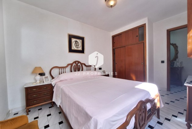 D'occasion - Appartement -
Torrevieja - Acequion