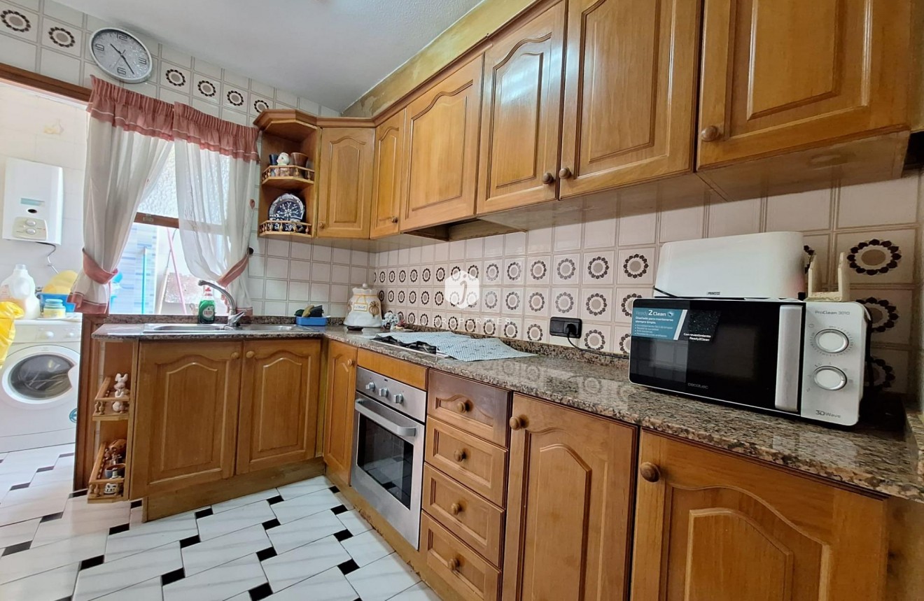 D'occasion - Appartement -
Torrevieja - Acequion