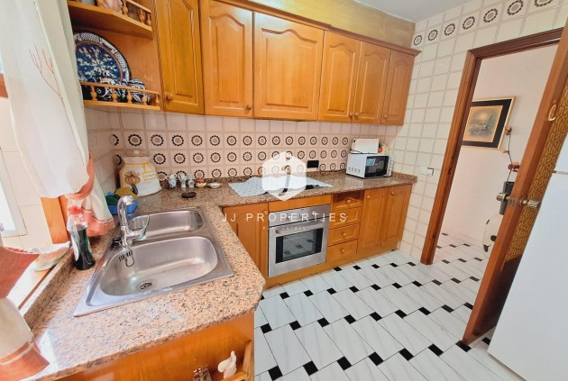 D'occasion - Appartement -
Torrevieja - Acequion