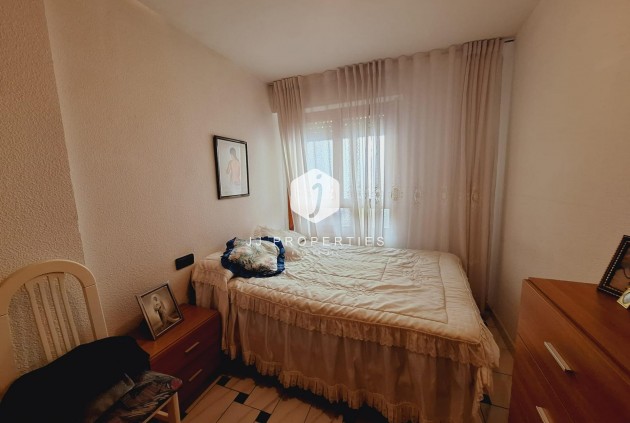 D'occasion - Appartement -
Torrevieja - Acequion