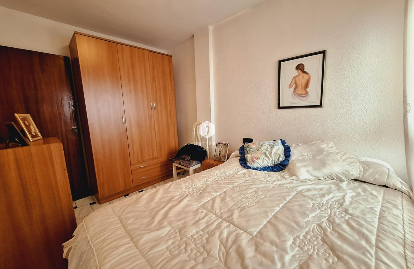 D'occasion - Appartement -
Torrevieja - Acequion