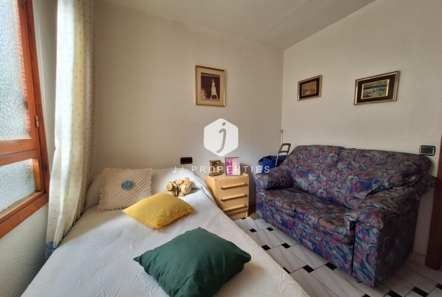D'occasion - Appartement -
Torrevieja - Acequion