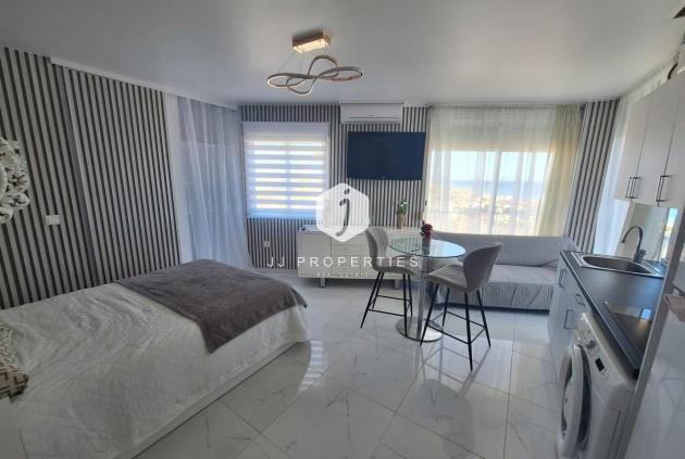 Aus zweiter Hand - Wohnung -
Torrevieja - Torrejón