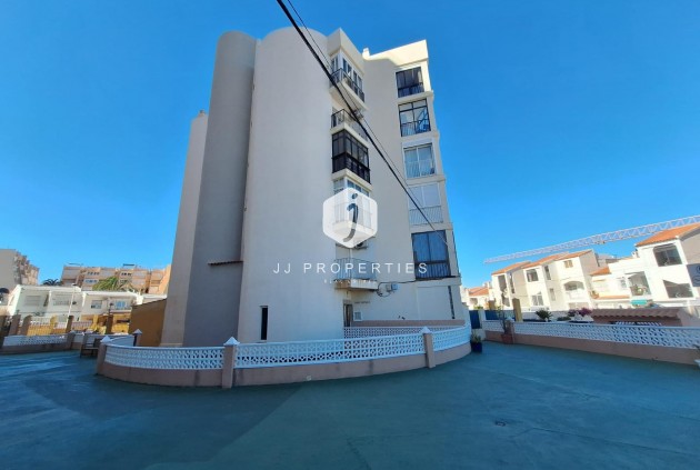 Aus zweiter Hand - Wohnung -
Torrevieja - Torrejón