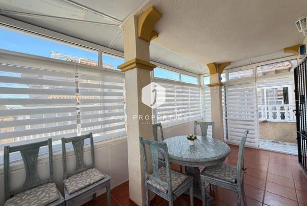 Tweedehands - Chalet -
Orihuela Costa - Las Filipinas