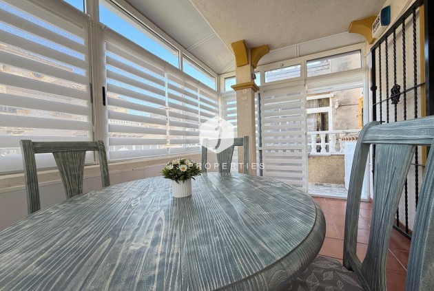 Tweedehands - Chalet -
Orihuela Costa - Las Filipinas