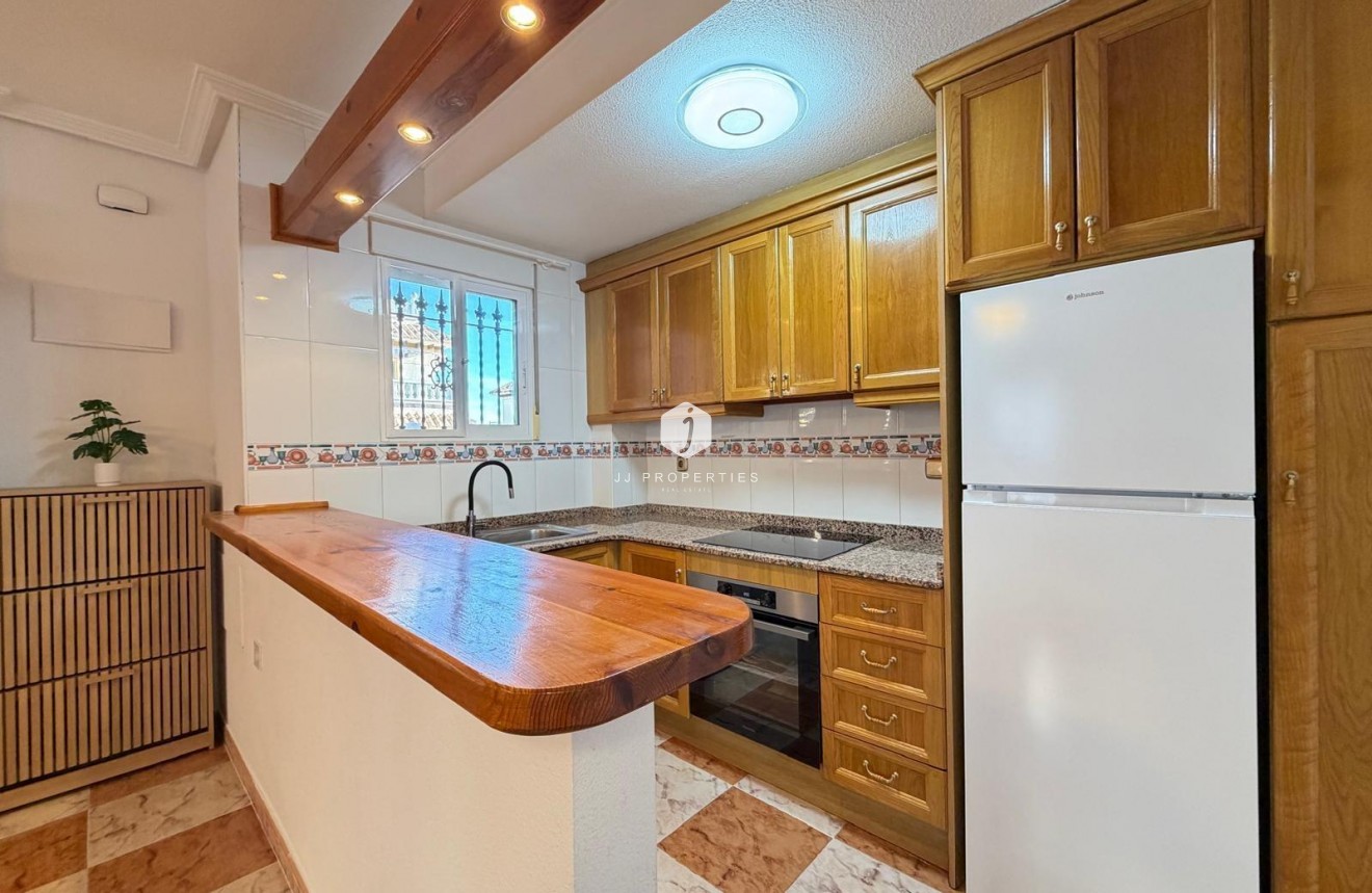Tweedehands - Chalet -
Orihuela Costa - Las Filipinas
