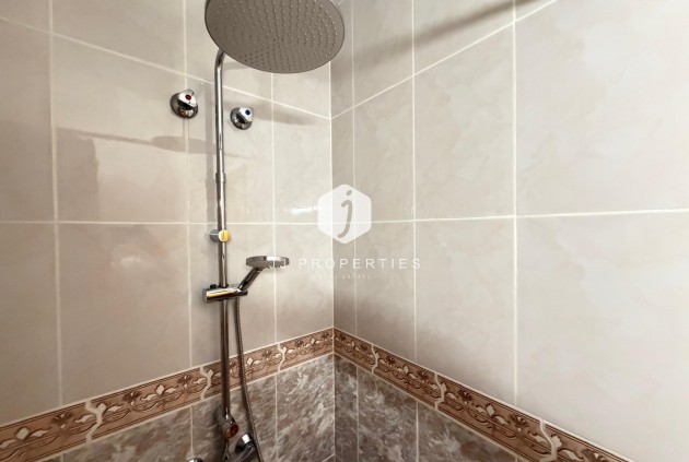 Tweedehands - Chalet -
Orihuela Costa - Las Filipinas
