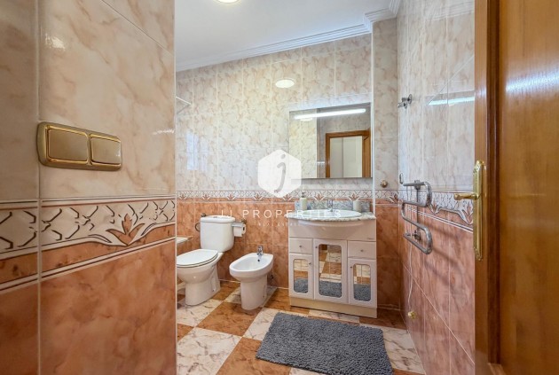 Tweedehands - Chalet -
Orihuela Costa - Las Filipinas