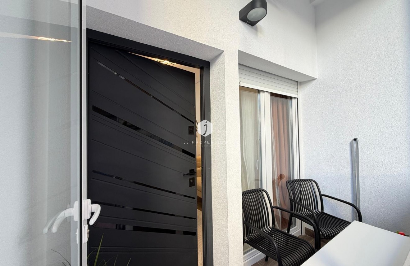 Aus zweiter Hand - Wohnung -
Torrevieja