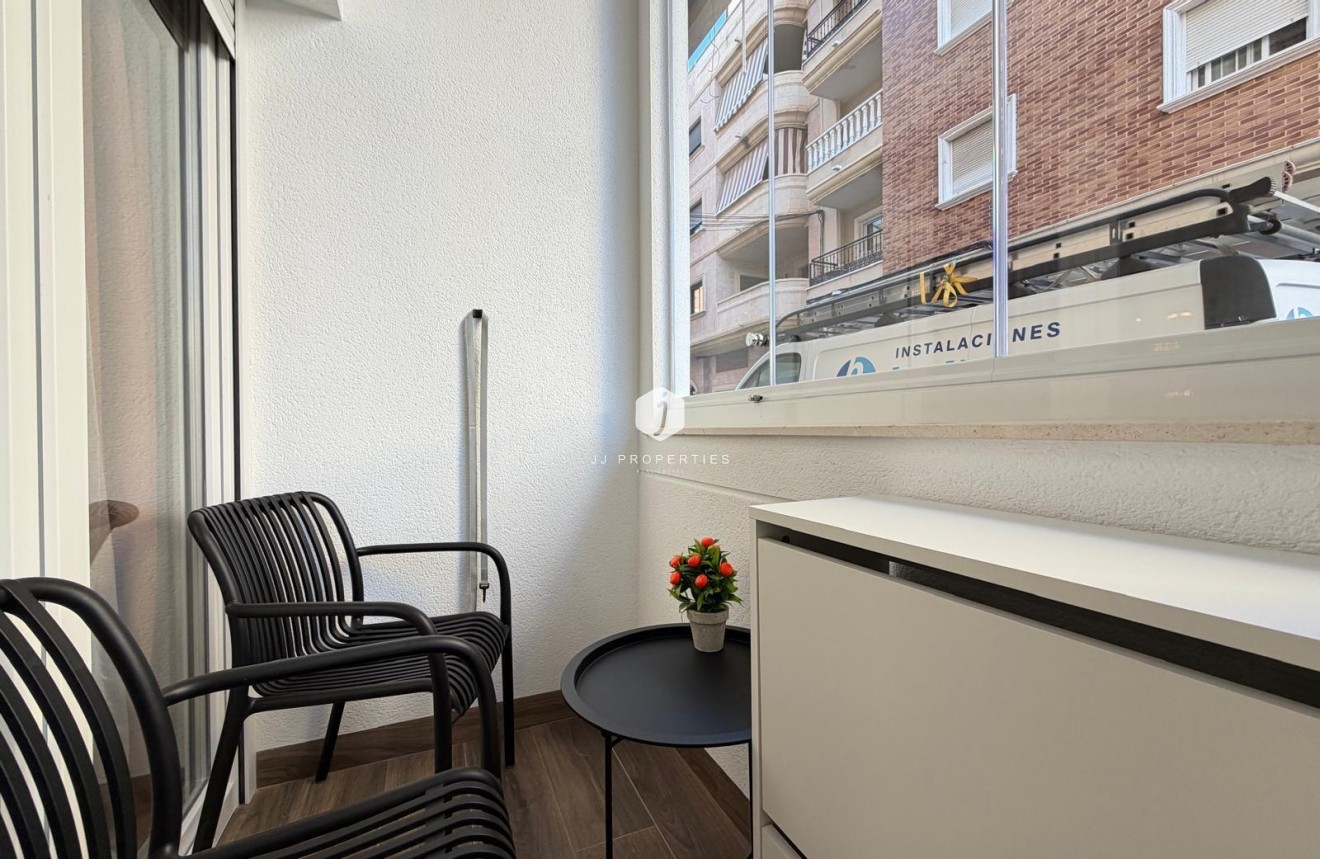 Aus zweiter Hand - Wohnung -
Torrevieja
