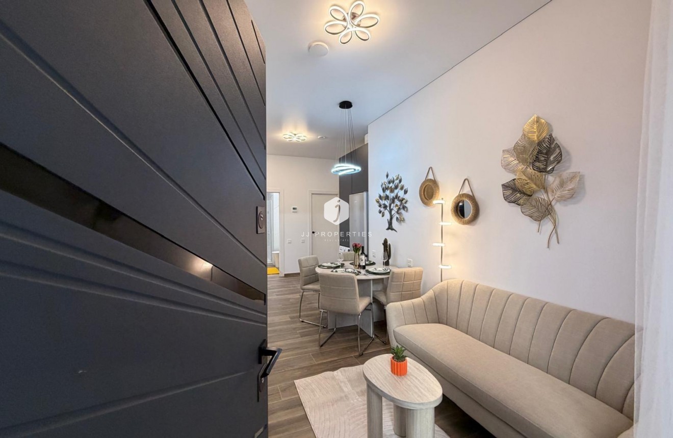 Aus zweiter Hand - Wohnung -
Torrevieja