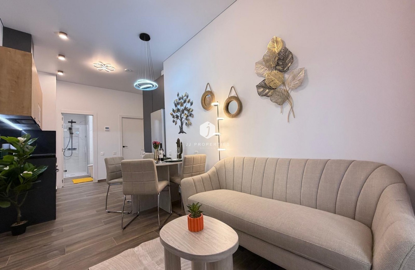 Aus zweiter Hand - Wohnung -
Torrevieja