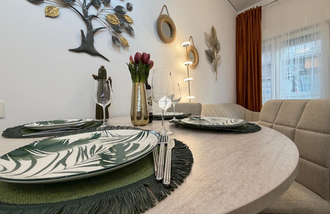 Aus zweiter Hand - Wohnung -
Torrevieja